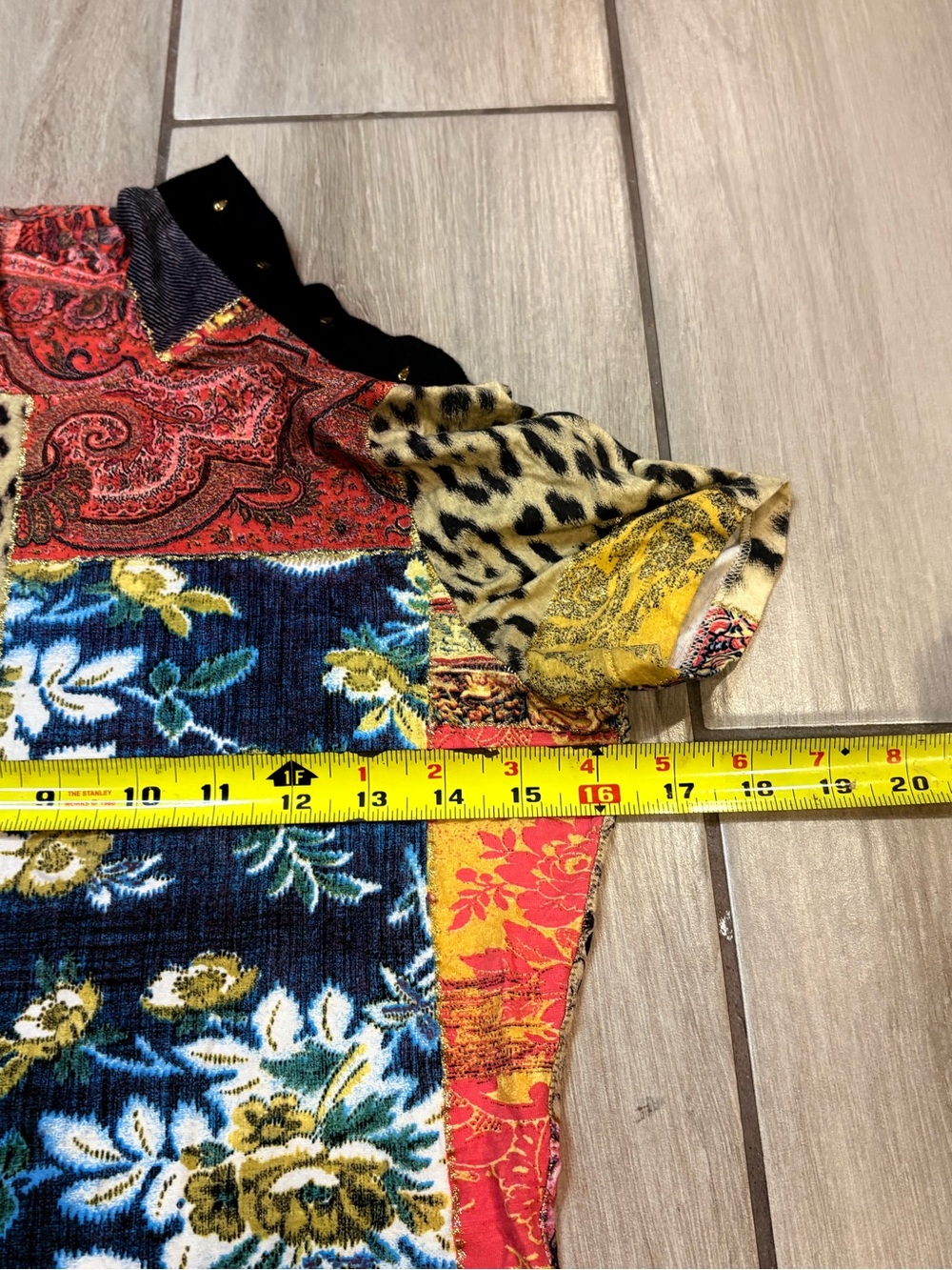 2000s Roberto Cavalli T-Shirt size Medium - Picture 7 of 8